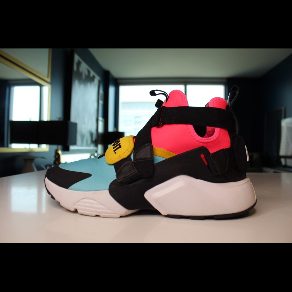 Nike Huarache Sneakers